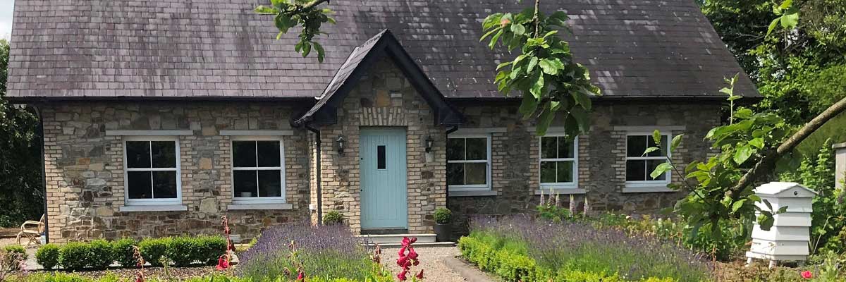 Painting workshops held in studio